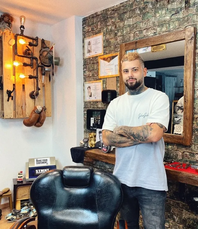 VR Barbershop